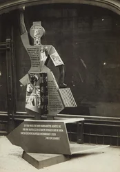 La donna e la stampa, 1928