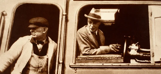 Un macchinista consegna a re Edoardo VIII in Canada, anni Venti