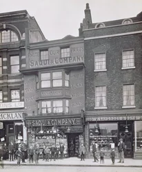 Bishopsgate, da Historic London Buildings di Alfred e John Bool (f.1850-1900) e Henry Dixon (1820-92)