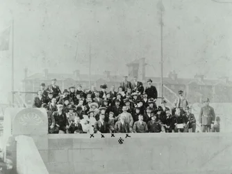 Tunnel di Blackwall: folla alla cerimonia di apertura, 1897
