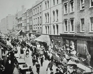Mercato di Brick Lane, Brick Lane: vista generale, 1895