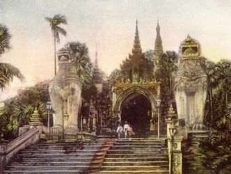 Birmania / Myanmar: Vecchio ingresso alla Pagoda Shwe Dagon
