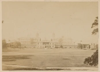 Ospedale di Greenwich, dai giardini
