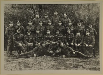 Ritratto di gruppo, probabilmente la Leicestershire Royal Horse Artillery, 1914-15