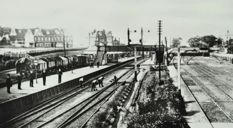 Grove Park Station: esterno e piattaforme, 1888