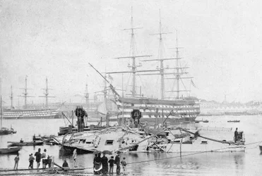 HMS Victory nel porto di Portsmouth, c.1870