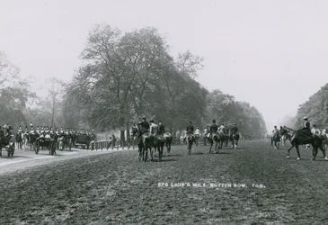 Ladys Mile, Rotten Row, Hyde Park, Londra