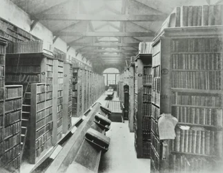 Biblioteca, Sion College, Victoria Embankment, Città di Londra, 1885