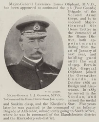 Maggior Generale L J Oliphant, MVO, a comando del distretto domestico dal 1 gennaio 1903