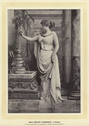 Miss Helen Lambert: uno Studio