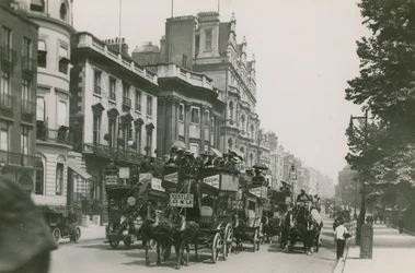 Piccadilly, Londra