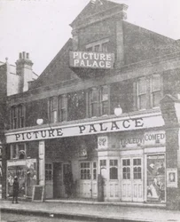 Picture Palace, Lee High Road, Londra