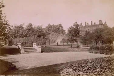 Cartolina con i giardini della Inner Temple