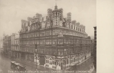 Richelieu Palace Hotel, Oxford Street, Londra W (foto b/n)