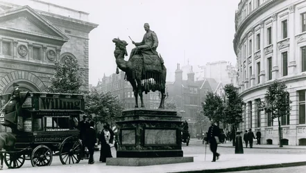 St Martins Place, Londra