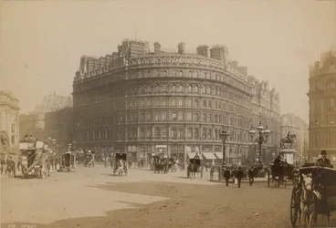 Il Grand Hotel a Trafalgar Square