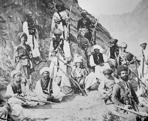 Il khan di Lalpura con alcuni dei suoi guerrieri