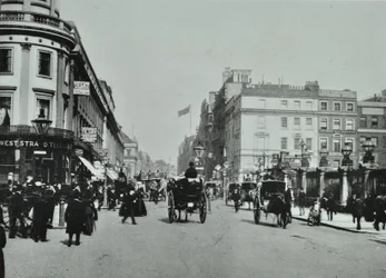 The Strand (Ovest), 1895