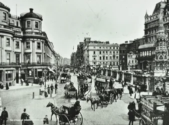 The Strand e Charing Cross, 1897