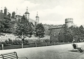 Torre di Londra dal Molo