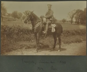Trombettiere della Leicestershire Royal Horse Artillery in un campo di addestramento a Diss, 1914