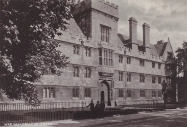Wadham College, Facciata