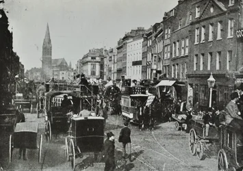 Whitechapel High Street, vista verso est, 1890