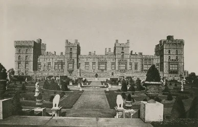 Castello di Windsor, Facciata Est