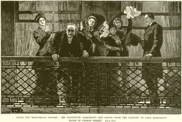 Dopo la vittoria del Midlothian: il signor Gladstone che si rivolge alla folla dal balcone della casa di Lord Rosebery in George Street