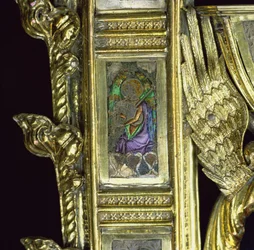 Angelo che suona la cornamusa, dettaglio dal pastorale di William Wykeham (c.1320-1404)