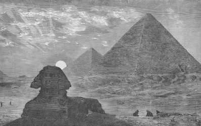 Vista lontana delle piramidi