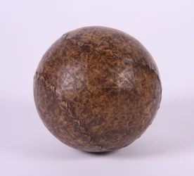 Pallone usato nei primi giochi con la palla