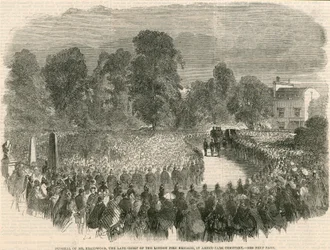 Funerale del Sig. Braidwood, il defunto capo della Brigata dei Vigili del Fuoco di Londra, nel Cimitero di Abney Park, Londra