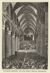 Cattedrale di Gloucester, la navata durante una performance del festival