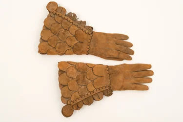 Guanti corazzati da uomo, c.1600-50