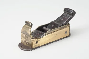 Pialla a mitra, 1739