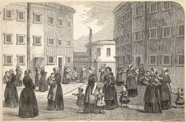 Madri, con i loro bambini, che si esercitano alla prigione di Tothill Fields, illustrazione da The Criminal Prisons of London and Scenes from Prison Life di Henry Mayhew e John Binny, pub. 1862