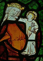 La finestra Est (Ew) raffigurante la Vergine Maria con il Bambino Gesù
