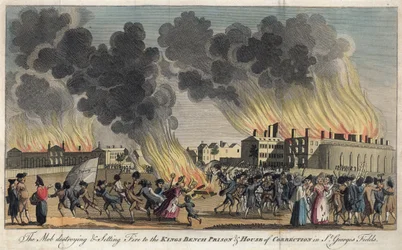La folla che distrugge e incendia la prigione di Kings Bench e la Casa di Correzione nei campi di St Georges