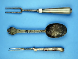 Due forchette e un cucchiaio, XVII secolo