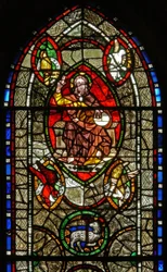 Finestra S che raffigura Cristo in Maestà circondato dai simboli degli Evangelisti