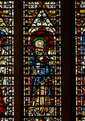 Vetrata raffigurante San Pietro