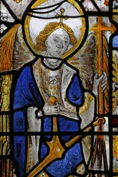 Finestra n5 raffigurante San Michele