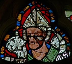 Finestra s-2 raffigurante San Wulfstan