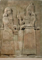 Il re Sargon II e un alto funzionario ...