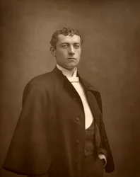 Lewis Waller, attore britannico, 1887