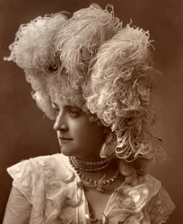 Miss Wadman, attrice britannica