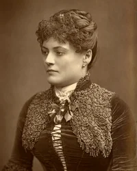 Sophie Eyre, attrice britannica, 1887