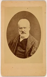 Victor Hugo di fronte