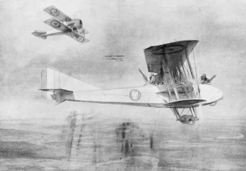 Aeroplano a tre posti in missione fotografica, protetto da un aereo da caccia Spad, 1918 1926